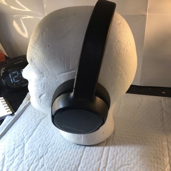 STEEL SERIES WIRED HEADSET - Picture 2 of 8